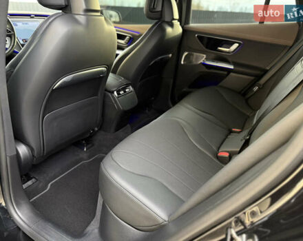 Чорний Мерседес EQE SUV, об'ємом двигуна 0 л та пробігом 37 тис. км за 47999 $, фото 33 на Automoto.ua