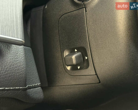 Чорний Мерседес EQE SUV, об'ємом двигуна 0 л та пробігом 37 тис. км за 47999 $, фото 35 на Automoto.ua