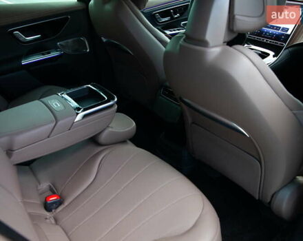 Черный Мерседес EQE SUV, объемом двигателя 0 л и пробегом 15 тыс. км за 46500 $, фото 14 на Automoto.ua