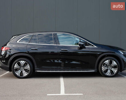 Чорний Мерседес EQE SUV, об'ємом двигуна 0 л та пробігом 15 тис. км за 51900 $, фото 3 на Automoto.ua