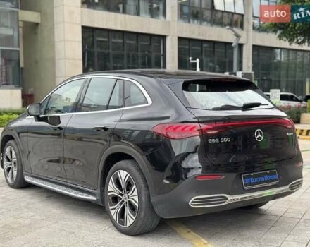 Черный Мерседес EQE SUV, объемом двигателя 0 л и пробегом 27 тыс. км за 49999 $, фото 7 на Automoto.ua
