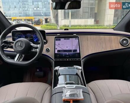 Черный Мерседес EQE SUV, объемом двигателя 0 л и пробегом 27 тыс. км за 49999 $, фото 4 на Automoto.ua