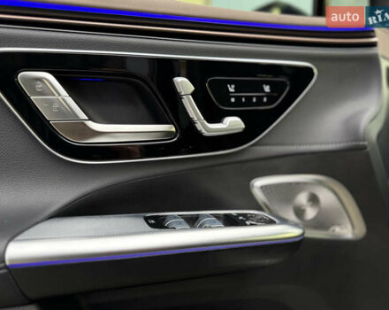 Чорний Мерседес EQE SUV, об'ємом двигуна 0 л та пробігом 37 тис. км за 47999 $, фото 37 на Automoto.ua