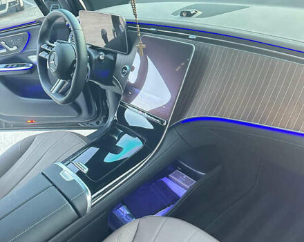 Черный Мерседес EQE SUV, объемом двигателя 0 л и пробегом 25 тыс. км за 53000 $, фото 9 на Automoto.ua