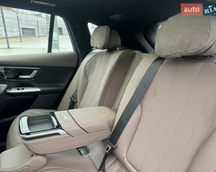 Черный Мерседес EQE SUV, объемом двигателя 0 л и пробегом 1 тыс. км за 59999 $, фото 26 на Automoto.ua