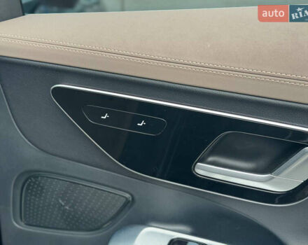 Чорний Мерседес EQE SUV, об'ємом двигуна 0 л та пробігом 7 тис. км за 47777 $, фото 13 на Automoto.ua