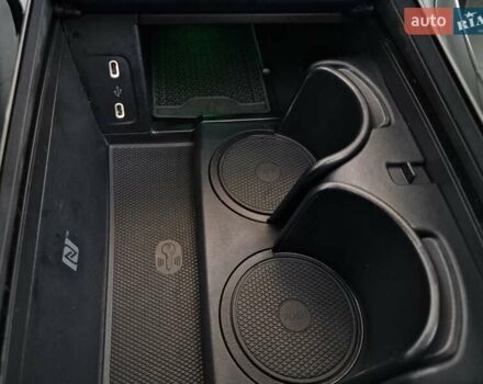 Мерседес EQE SUV, объемом двигателя 0 л и пробегом 24 тыс. км за 51990 $, фото 70 на Automoto.ua