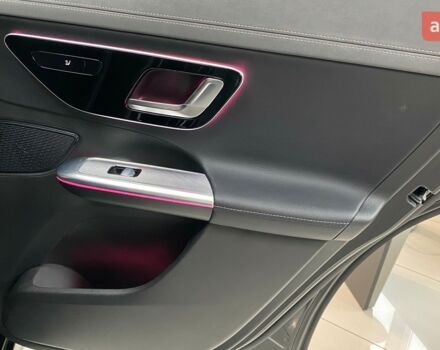 купити нове авто Мерседес EQE SUV 2023 року від офіційного дилера Mercedes-Benz на Набережній Мерседес фото