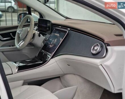 Мерседес EQE SUV, объемом двигателя 0 л и пробегом 24 тыс. км за 51990 $, фото 57 на Automoto.ua