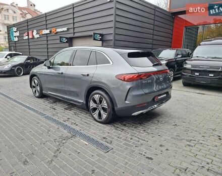 Серый Мерседес EQE SUV, объемом двигателя 0 л и пробегом 7 тыс. км за 57900 $, фото 5 на Automoto.ua