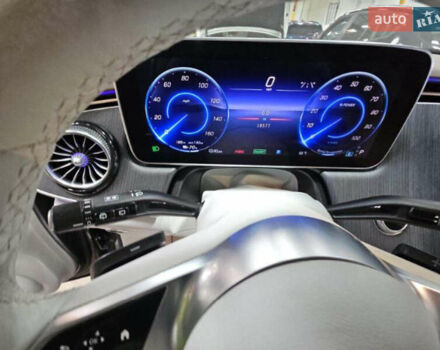 Серый Мерседес EQE SUV, объемом двигателя 0 л и пробегом 29 тыс. км за 43000 $, фото 19 на Automoto.ua