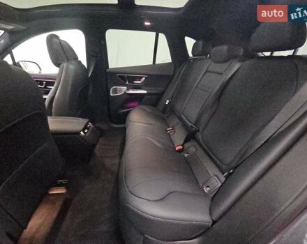 Серый Мерседес EQE SUV, объемом двигателя 0 л и пробегом 5 тыс. км за 56000 $, фото 9 на Automoto.ua