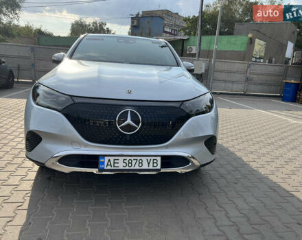 Сірий Мерседес EQE SUV, об'ємом двигуна 0 л та пробігом 33 тис. км за 51000 $, фото 20 на Automoto.ua