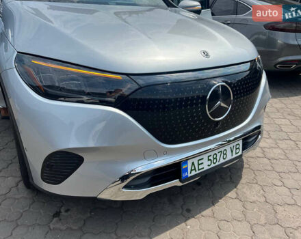 Сірий Мерседес EQE SUV, об'ємом двигуна 0 л та пробігом 33 тис. км за 51000 $, фото 9 на Automoto.ua