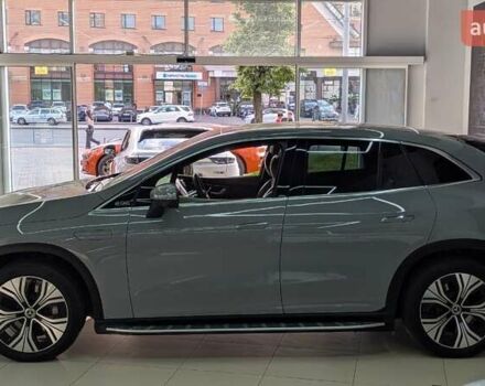 Сірий Мерседес EQE SUV, об'ємом двигуна 0 л та пробігом 40 тис. км за 46999 $, фото 32 на Automoto.ua