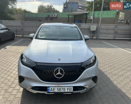 Сірий Мерседес EQE SUV, об'ємом двигуна 0 л та пробігом 33 тис. км за 51000 $, фото 77 на Automoto.ua