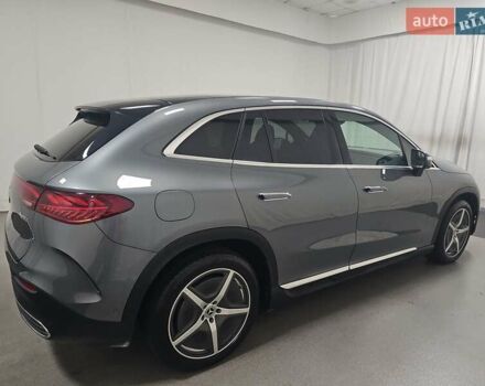 Серый Мерседес EQE SUV, объемом двигателя 0 л и пробегом 5 тыс. км за 56000 $, фото 3 на Automoto.ua