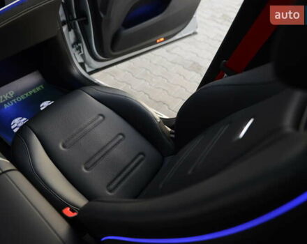 Серый Мерседес EQE SUV, объемом двигателя 0 л и пробегом 10 тыс. км за 100000 $, фото 47 на Automoto.ua