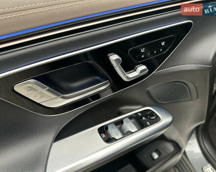 Серый Мерседес EQE SUV, объемом двигателя 0 л и пробегом 108 тыс. км за 55000 $, фото 7 на Automoto.ua