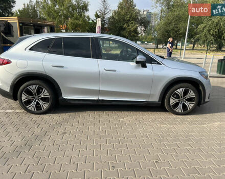 Сірий Мерседес EQE SUV, об'ємом двигуна 0 л та пробігом 33 тис. км за 51000 $, фото 22 на Automoto.ua