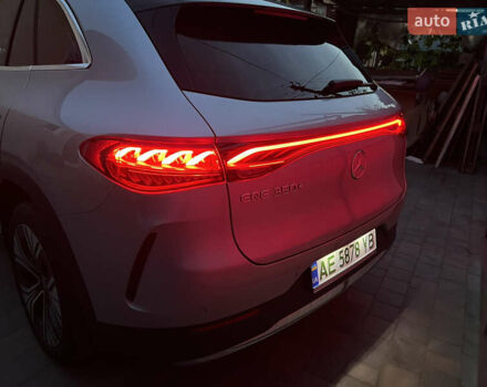Сірий Мерседес EQE SUV, об'ємом двигуна 0 л та пробігом 33 тис. км за 51000 $, фото 35 на Automoto.ua