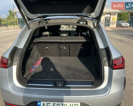 Сірий Мерседес EQE SUV, об'ємом двигуна 0 л та пробігом 33 тис. км за 51000 $, фото 55 на Automoto.ua