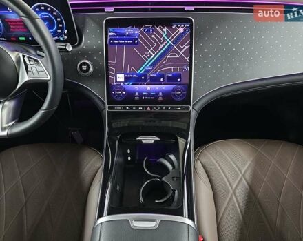 Серый Мерседес EQE SUV, объемом двигателя 0 л и пробегом 22 тыс. км за 56000 $, фото 9 на Automoto.ua
