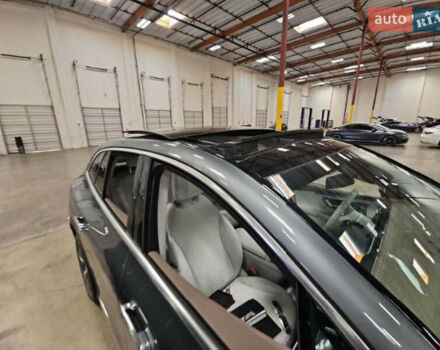 Серый Мерседес EQE SUV, объемом двигателя 0 л и пробегом 29 тыс. км за 43000 $, фото 21 на Automoto.ua