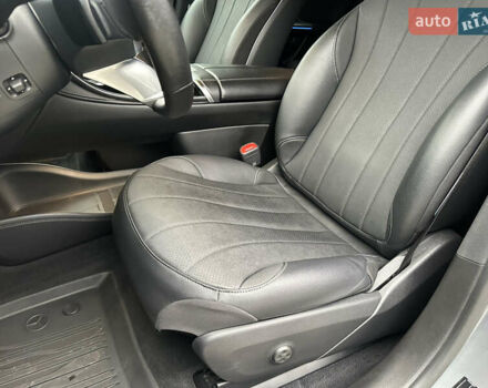 Серый Мерседес EQE SUV, объемом двигателя 0 л и пробегом 108 тыс. км за 55000 $, фото 8 на Automoto.ua