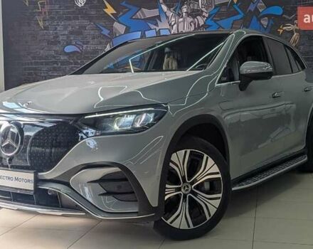 Сірий Мерседес EQE SUV, об'ємом двигуна 0 л та пробігом 40 тис. км за 46999 $, фото 11 на Automoto.ua