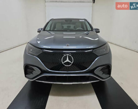 Серый Мерседес EQE SUV, объемом двигателя 0 л и пробегом 29 тыс. км за 43000 $, фото 1 на Automoto.ua
