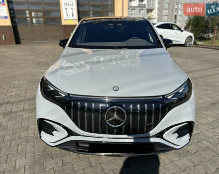 Серый Мерседес EQE SUV, объемом двигателя 0 л и пробегом 4 тыс. км за 88000 $, фото 4 на Automoto.ua