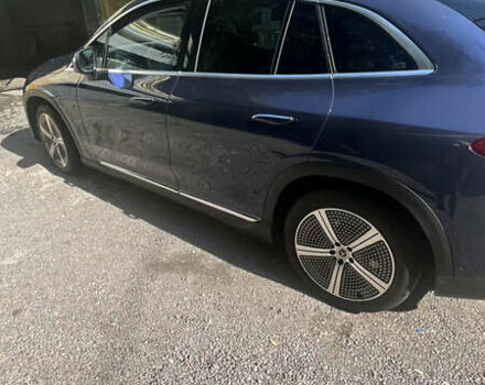 Синий Мерседес EQE SUV, объемом двигателя 0 л и пробегом 5 тыс. км за 60750 $, фото 63 на Automoto.ua