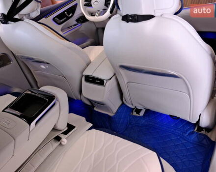 Синий Мерседес EQE SUV, объемом двигателя 0 л и пробегом 1 тыс. км за 62900 $, фото 42 на Automoto.ua