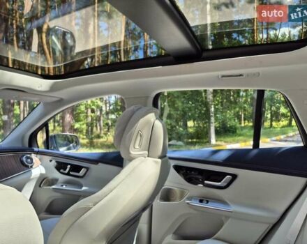 Зеленый Мерседес EQE SUV, объемом двигателя 0 л и пробегом 13 тыс. км за 55500 $, фото 23 на Automoto.ua