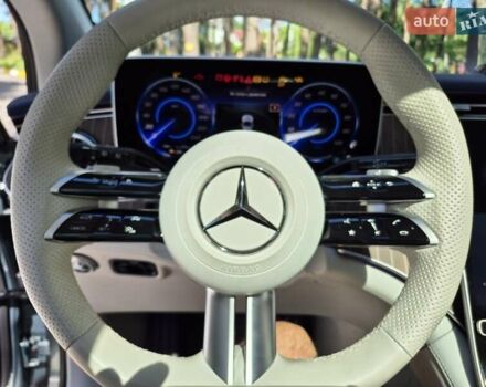 Зеленый Мерседес EQE SUV, объемом двигателя 0 л и пробегом 13 тыс. км за 55500 $, фото 18 на Automoto.ua