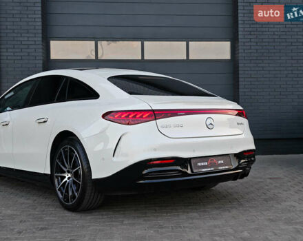 Белый Мерседес EQS, объемом двигателя 0 л и пробегом 30 тыс. км за 103299 $, фото 4 на Automoto.ua