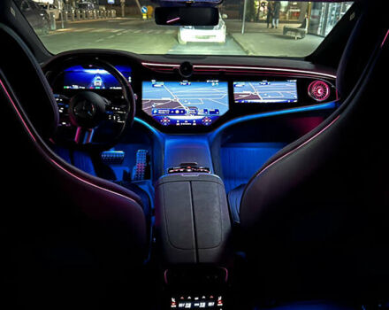 Білий Мерседес EQS, об'ємом двигуна 0 л та пробігом 56 тис. км за 56000 $, фото 14 на Automoto.ua