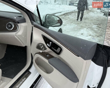 Белый Мерседес EQS, объемом двигателя 0 л и пробегом 25 тыс. км за 47850 $, фото 34 на Automoto.ua