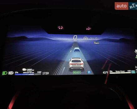 Білий Мерседес EQS, об'ємом двигуна 0 л та пробігом 56 тис. км за 56000 $, фото 15 на Automoto.ua