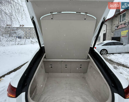 Белый Мерседес EQS, объемом двигателя 0 л и пробегом 25 тыс. км за 47850 $, фото 53 на Automoto.ua