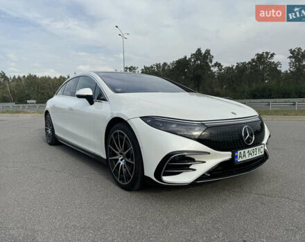 Белый Мерседес EQS, объемом двигателя 0 л и пробегом 49 тыс. км за 63900 $, фото 1 на Automoto.ua