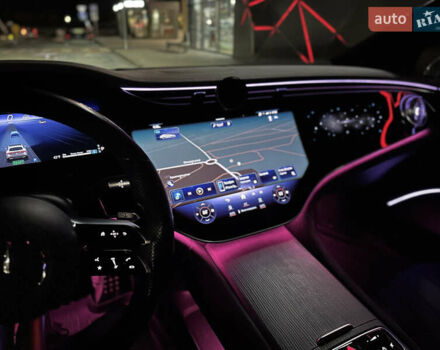 Білий Мерседес EQS, об'ємом двигуна 0 л та пробігом 56 тис. км за 56000 $, фото 21 на Automoto.ua