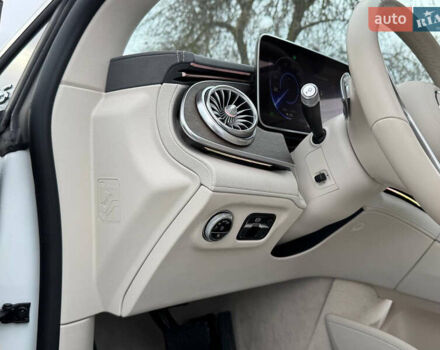 Белый Мерседес EQS, объемом двигателя 0 л и пробегом 25 тыс. км за 47500 $, фото 62 на Automoto.ua