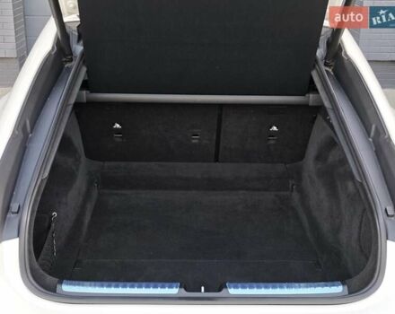 Белый Мерседес EQS, объемом двигателя 0 л и пробегом 30 тыс. км за 103299 $, фото 73 на Automoto.ua