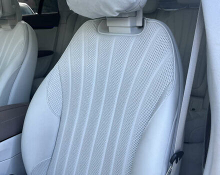 Белый Мерседес EQS, объемом двигателя 0 л и пробегом 53 тыс. км за 47000 $, фото 23 на Automoto.ua