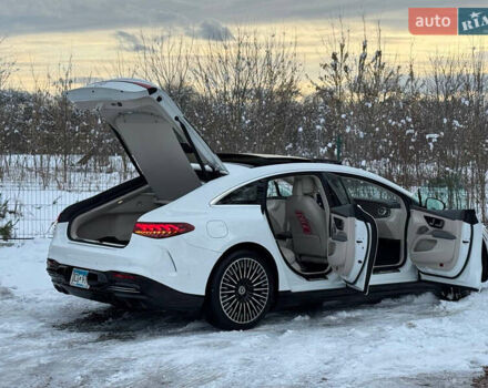 Белый Мерседес EQS, объемом двигателя 0 л и пробегом 25 тыс. км за 47500 $, фото 25 на Automoto.ua