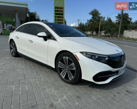 Белый Мерседес EQS, объемом двигателя 0 л и пробегом 55 тыс. км за 48000 $, фото 5 на Automoto.ua