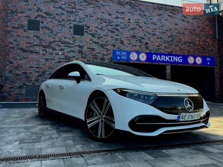 Мерседес EQS 2022 в Днепре (Днепропетровске) на Automoto.ua Белый Мерседес EQS, объемом двигателя 0 л и пробегом 35 тыс. км за 48500 $, фото 1 на Automoto.ua