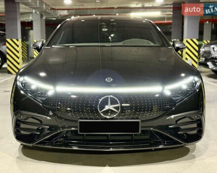 Черный Мерседес EQS, объемом двигателя 0 л и пробегом 49 тыс. км за 75500 $, фото 1 на Automoto.ua